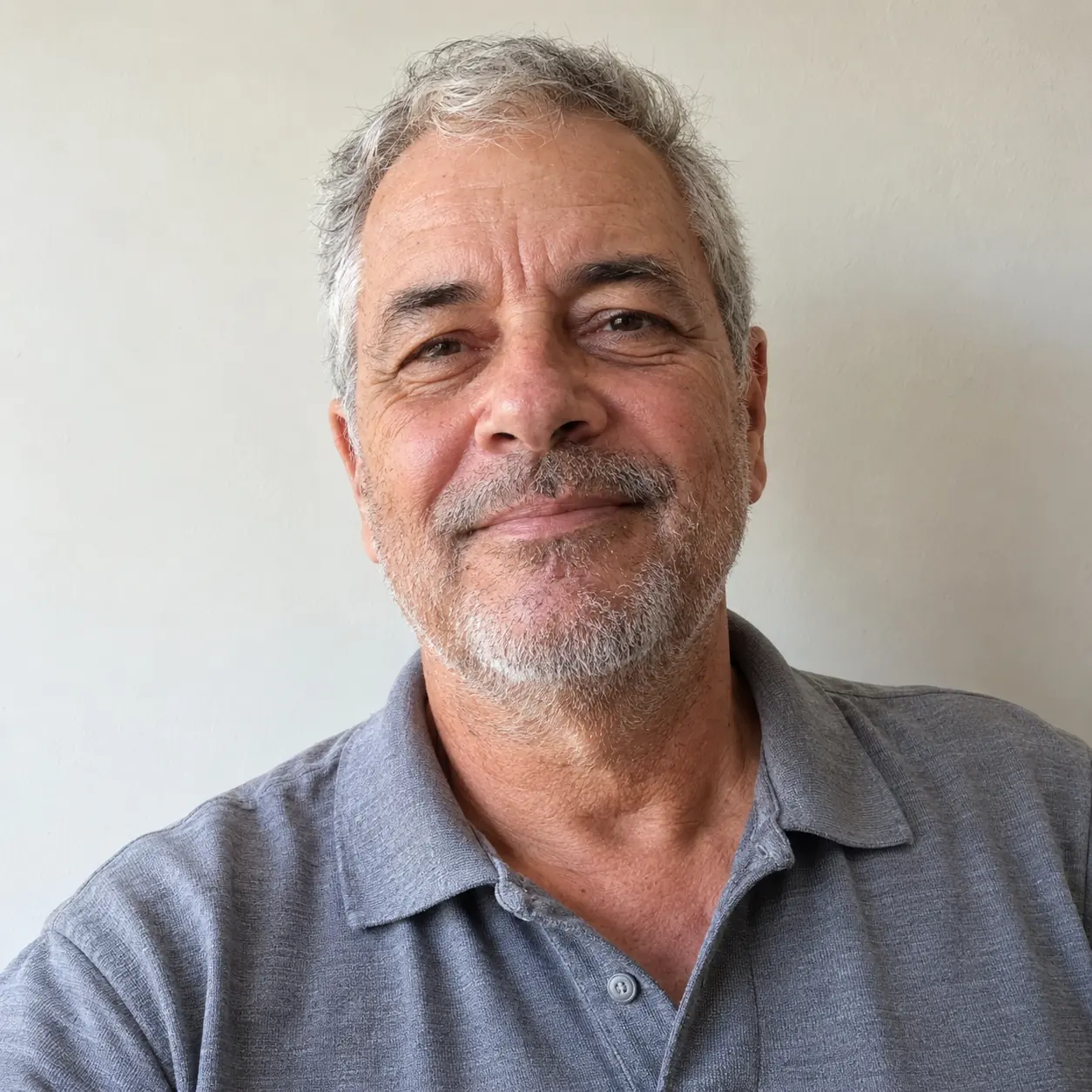 Retrato de José, dono de loja de material de construção